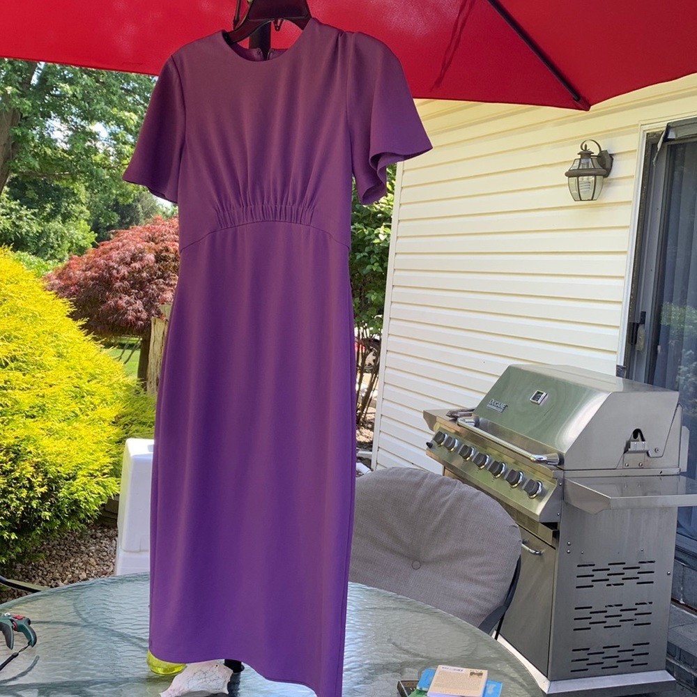 Donna Morgan Line Dress Purple Heart sheath dress size 2